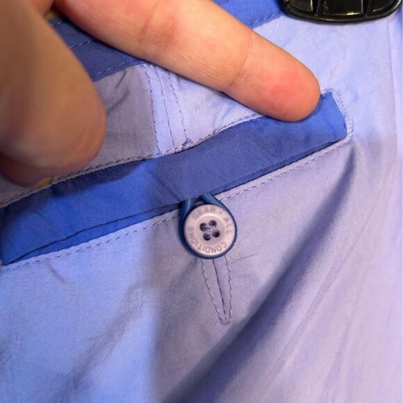 Woman’s NIKE ACG all conditions gear wear shorts. Wet/dry. Velcro closure. (Med) - Picture 9 of 9